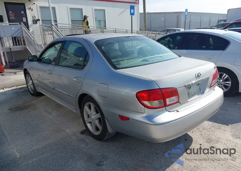 2002 Infiniti I35 Luxury из США, поврежденный, VIN JNKDA31A92T006662